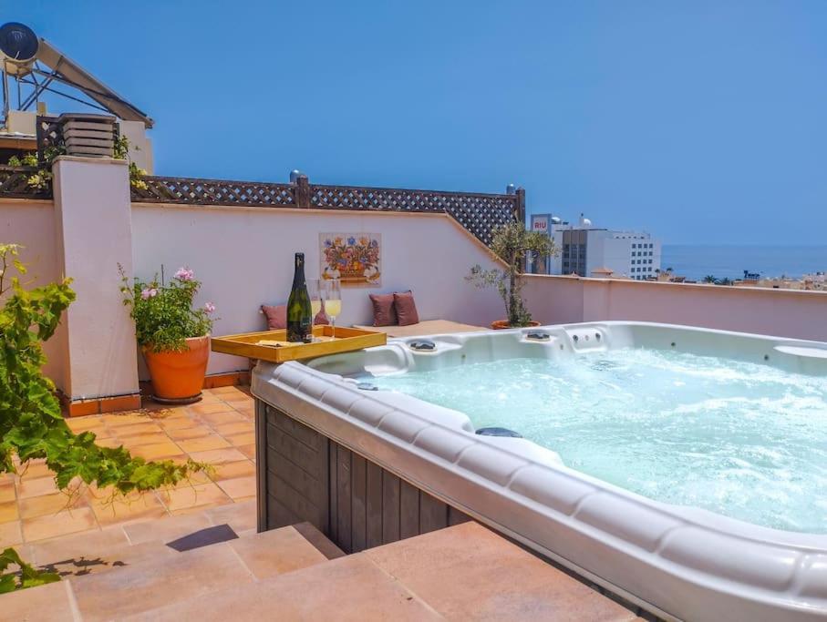 Penthouse With Jacuzzi And Spectacular Sea Views Nerja Exterior foto
