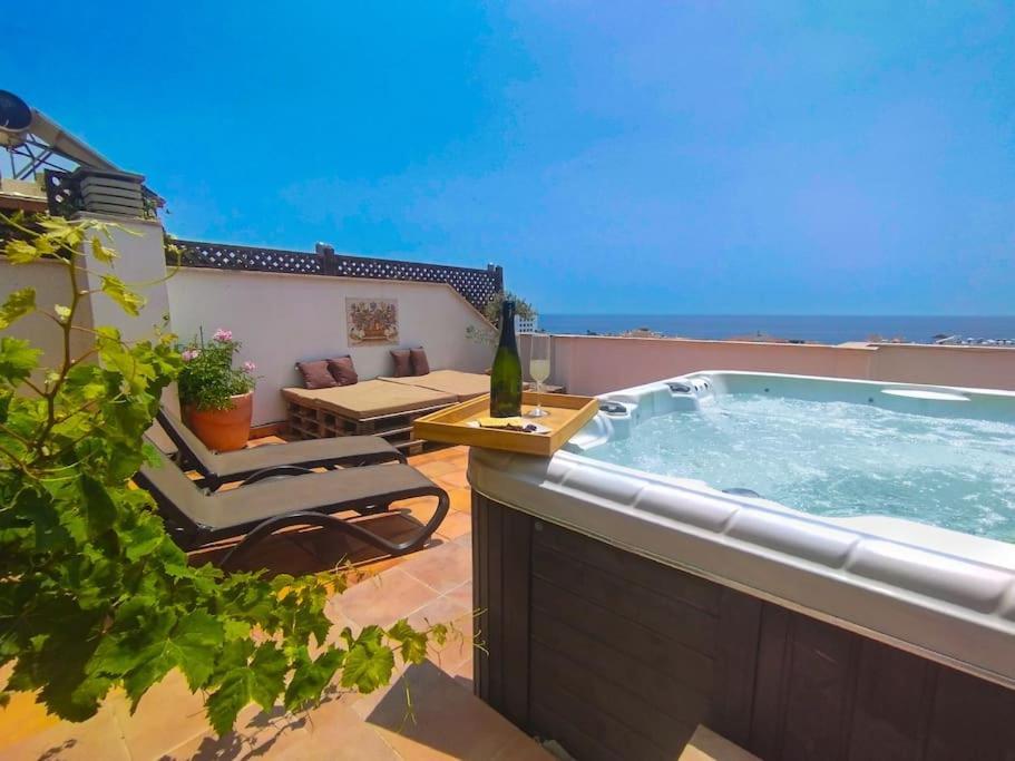 Penthouse With Jacuzzi And Spectacular Sea Views Nerja Exterior foto